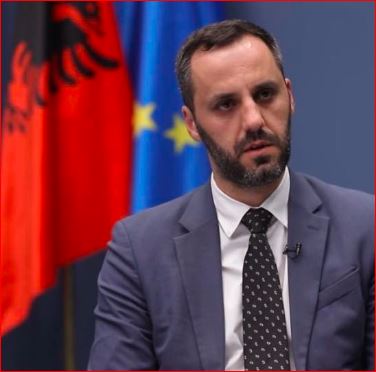 Shqipëria dhe Maqedonia e Veriut nënshkruajnë marrëveshjen për sistemin e kontrollit kufitar me një ndalesë.