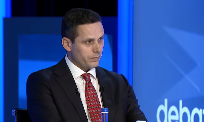 Paralajmërimi për mbylljen e Debat Plus-it ndez debatet për lirinë e medias