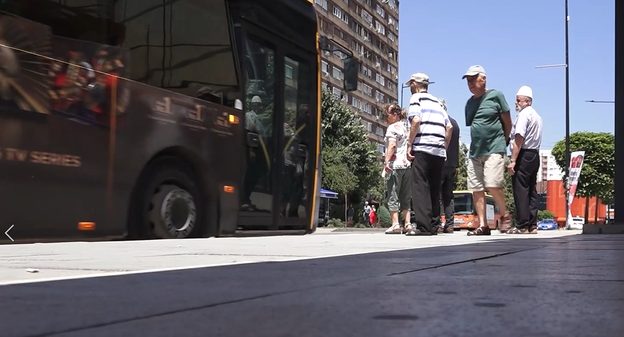Çmimet e reja të biletave të autobusëve në Prishtinë dhe reagimet e qytetarëve