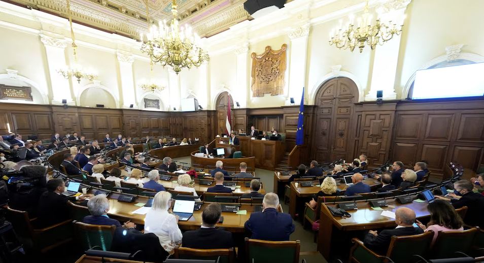Letonia ndalon importin e librave, gazetave dhe videolojërave nga Rusia dhe Bjellorusia