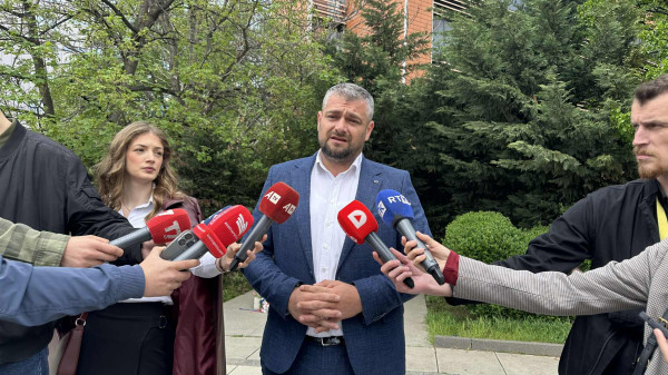 Andin Hoti konfirmon se zgjedhjet në Kosovë, nëse mbahen, do të jenë në nëntor dhe jo në dhjetor.