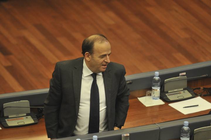 PDK-ja në pritje të vendimit pas ftesës së Kurtit për dialog politik
