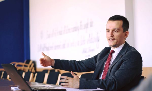 Lëvizjet e papritura në përqindjet e partive politike në komunat e Kosovës