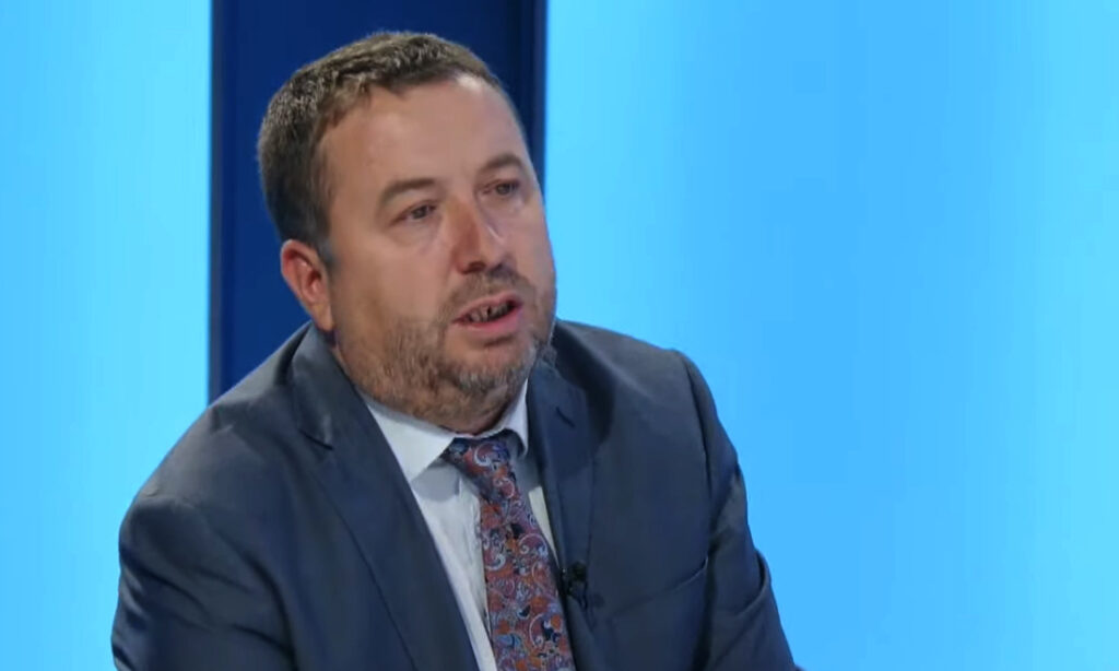 Brishtësitë në LDK: Kundërshtimi i deputetëve ndaj marrëveshjes me Kurtin