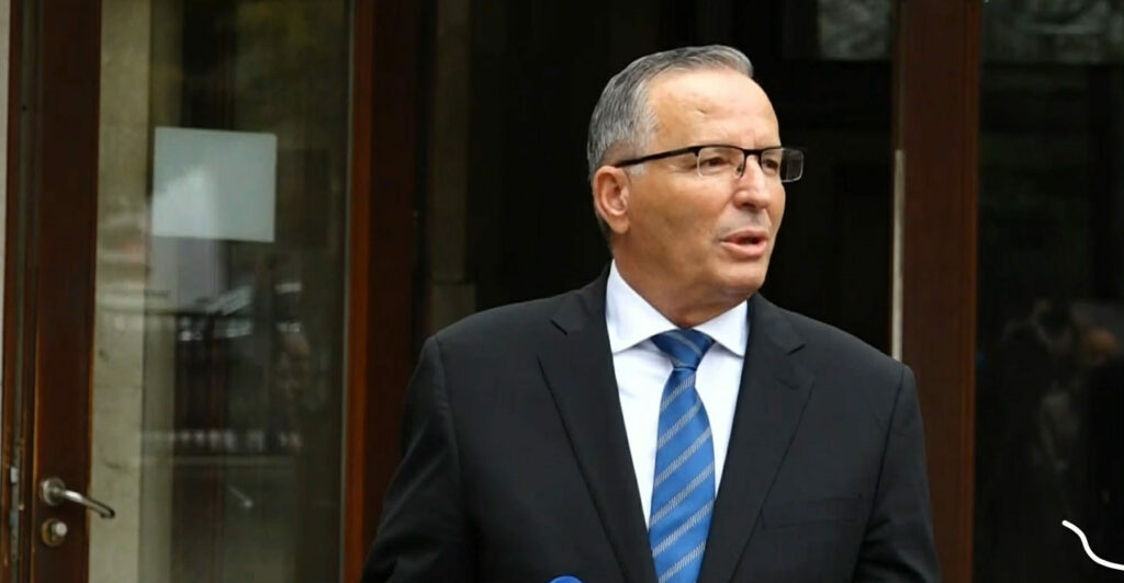 Bedri Hamza nga PDK konfirmon se asnjë deputet i partisë së tij nuk do të votojë për Bekim Sejdiun si president.