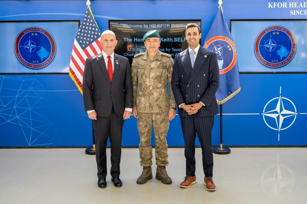 Takimi i Komandantit të KFOR me Kongresistët Amerikanë në Prishtinë