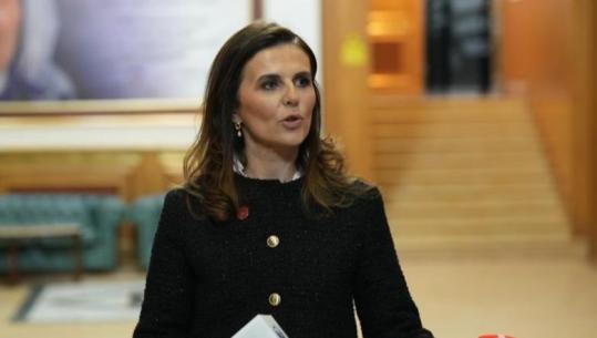 Reagime të ashpra nga PDK ndaj Donika Gërvallës për mbështetjen e deklaratave të Fatos Gecit për burgimin e ish-krerëve të UÇK-së.