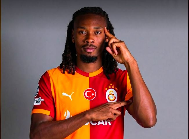 Galatasaray synon Thuram për një transferim të madh veror