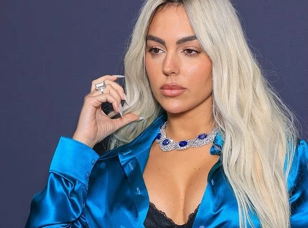 Georgina Rodriguez befason me pamjen e re bjonde në Kanë
