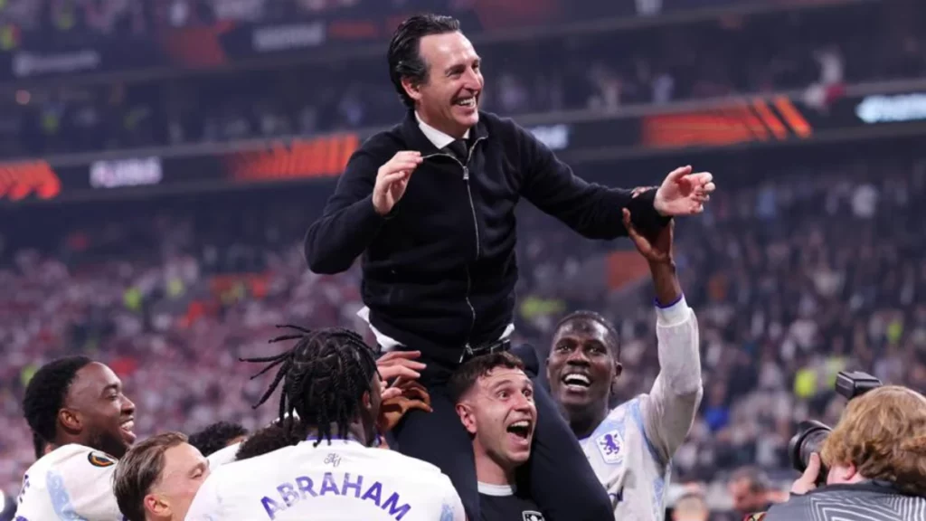 Unai Emery fitoi për herë të pestë Europa League si trajner duke udhëhequr Aston Villën në triumfin 3-0 ndaj Freiburgut.