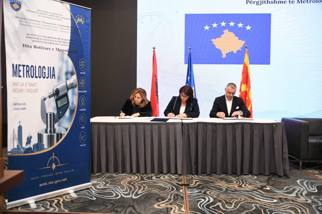 Nënshkruhet marrëveshja e bashkëpunimit mes Agjencive të Metrologjisë së Kosovës, Shqipërisë dhe Maqedonisë së Veriut.