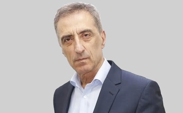 Dorëheqja e papritur e kryeministrit britanik dhe pasardhësi i tij në Londër