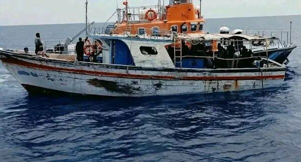Migrantët në valë drejt Kretës, operacionet shpëtimtare në rritje