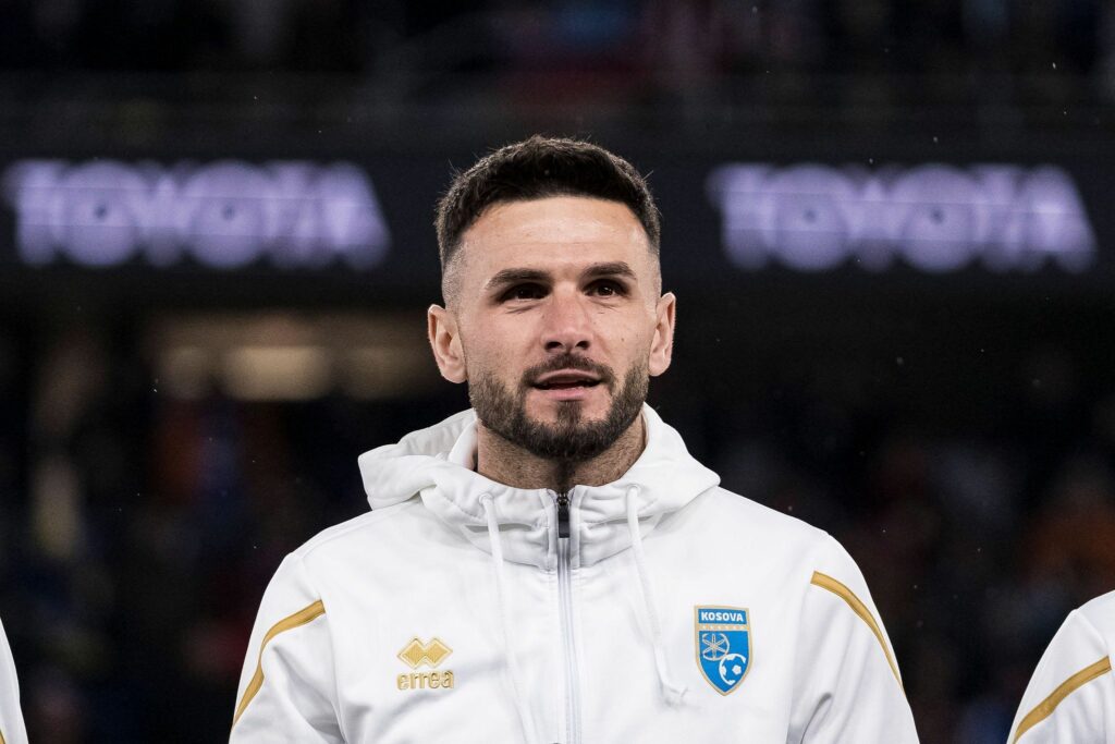 Dynamo Kiev synon transferimin e Lumbardh Dellovës me ofertë milionëshe