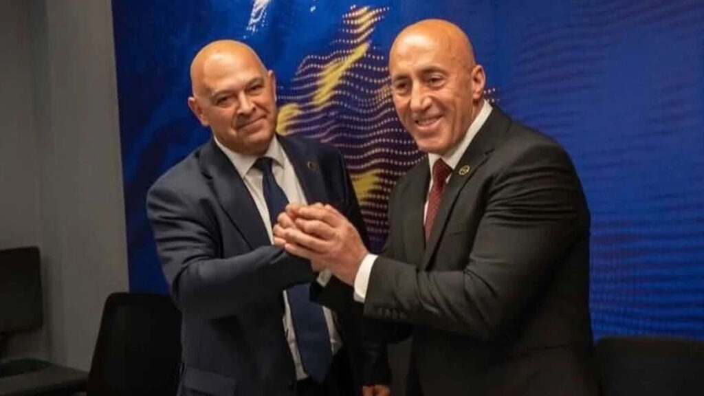 Haradinaj i bën thirrje diasporës të votojë për Ardian Gjinin për ndryshim