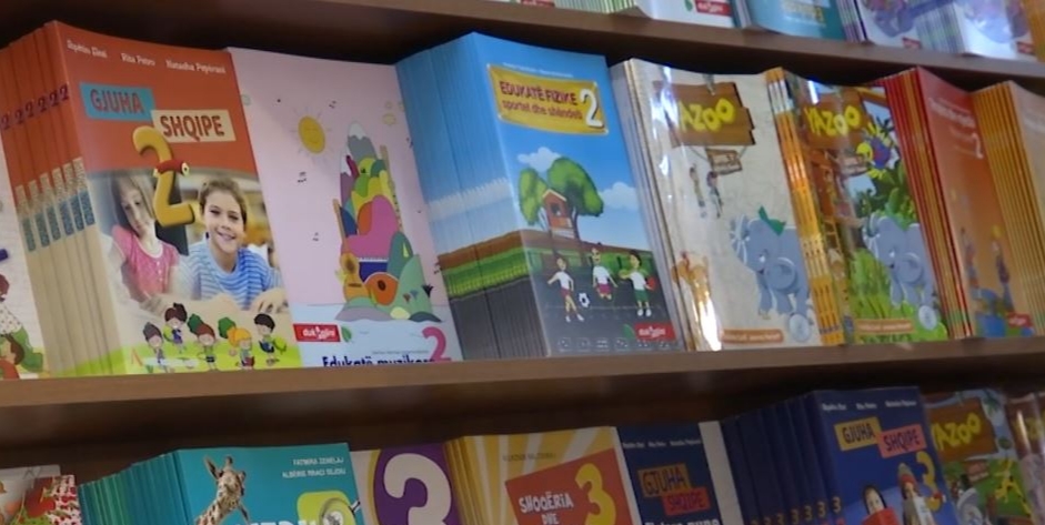 Si do të funksionojë subvencionimi i teksteve shkollore këtë vit?