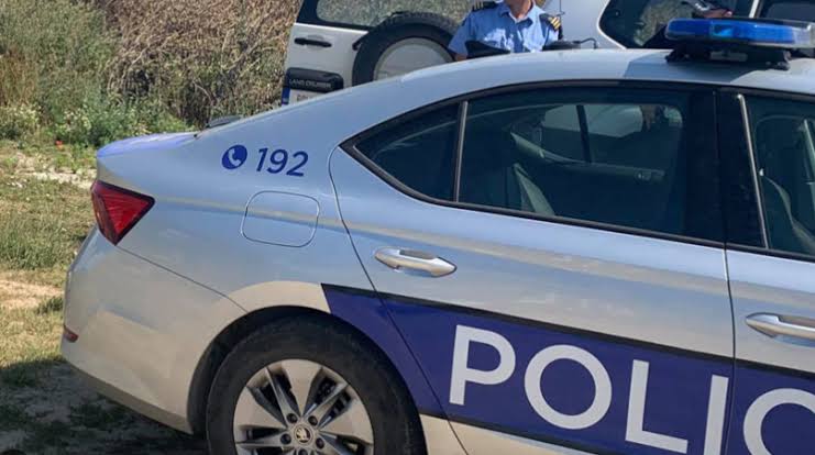 Tetë vazo me kanabis të zbuluara në Kaçanik, Policia njofton për rastin