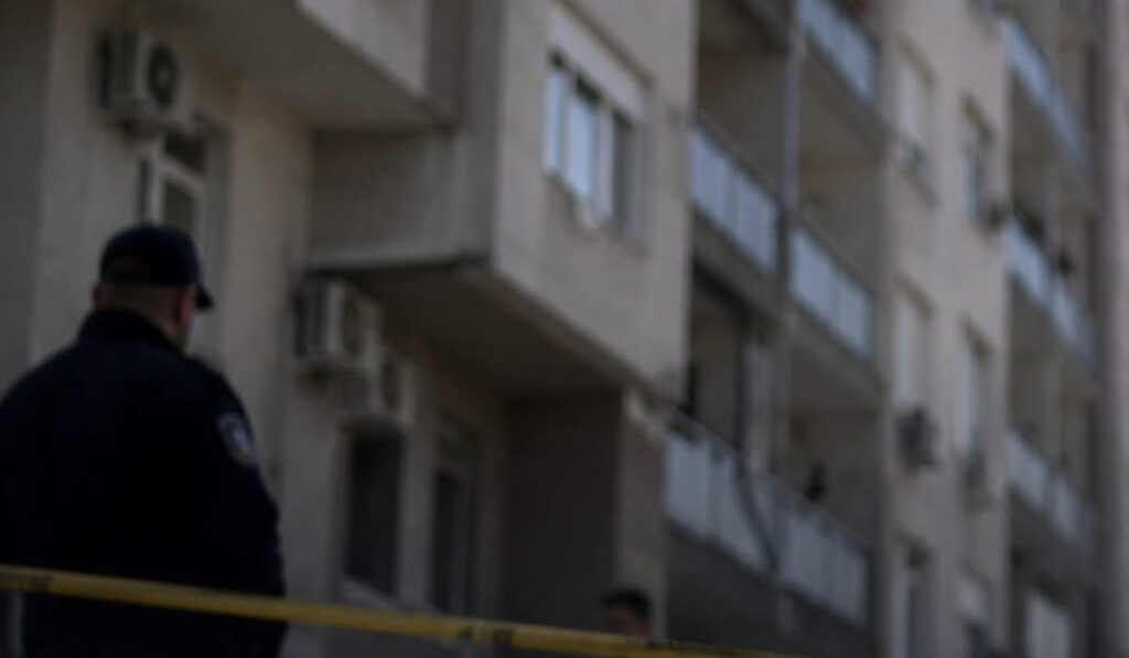 Tronditëse në Prishtinë: Person vdes pas rënies nga kati i gjashtë
