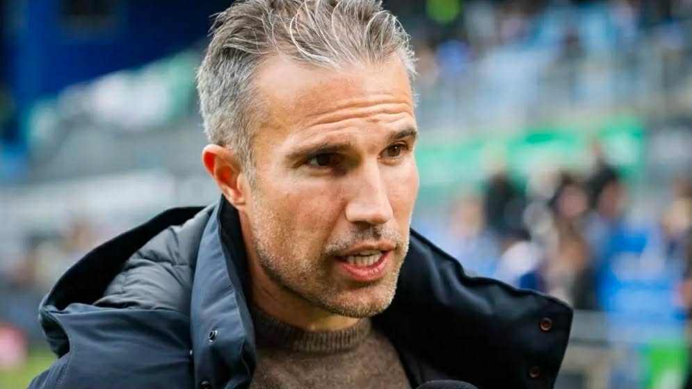 Feyenoordi konfirmon shkarkimin e Robin van Persien pas një viti e gjysmë në drejtim të skuadrës.