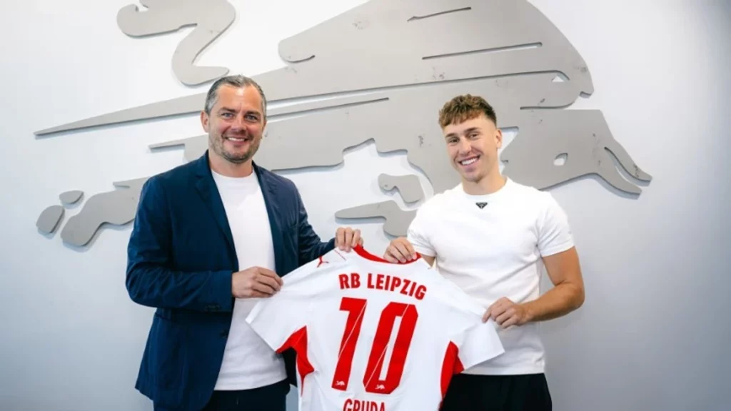 Brajan Gruda do të vazhdojë huazimin te RB Leipzig edhe për sezonin 2026/27 pas marrëveshjes së klubit gjerman me Brightonin.