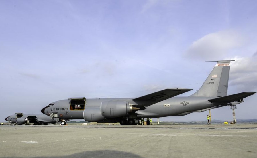 Komisioni parlamentar i Mbrojtjes në Bullgari miratoi vendosjen përkohëse të avionëve cisternë dhe ushtarakëve amerikanë në Bazën Ajrore Bezmer.