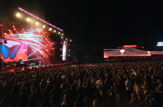 Prishtina përgatitet për fundjavën muzikore që do të mbushë rrugët me energji