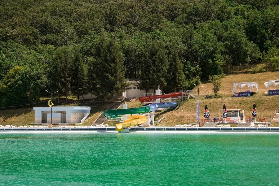 Pishina e Gërmisë mbyllet përkohësisht për shkak të kontrolleve sanitare