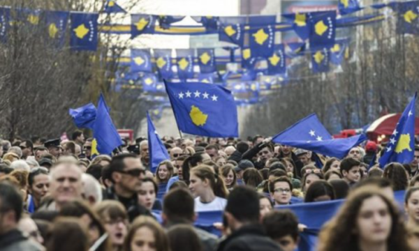 Si po ndryshon fytyra demografike e Kosovës: Plakja e popullsisë në fokus