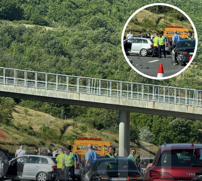 Përplasja e pesë makinave në Vërmicë trondit trafikun pranë kufirit
