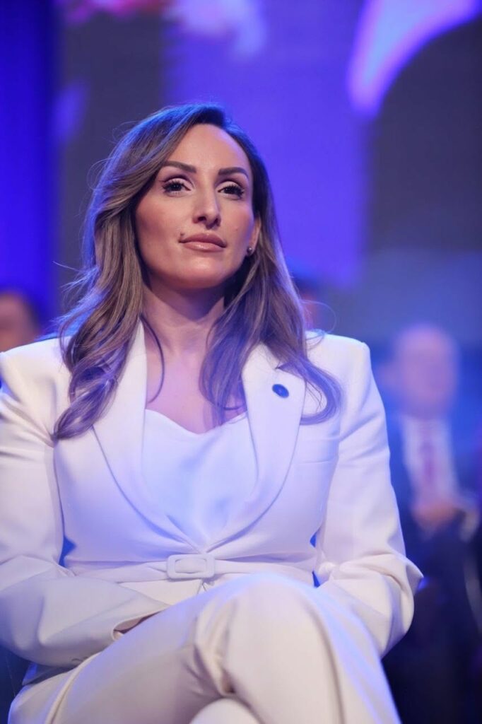 Lojërat politike të Kurtit rrezikojnë zgjedhjet e reja në Kosovë