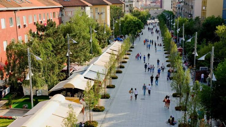 Rënia e Popullsisë në Kosovë: Humbje 10% në 13 Vite