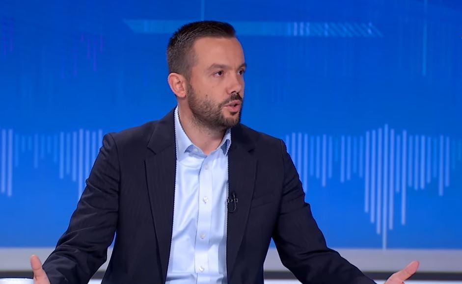 PDK kërkon respektimin e Kushtetutës në një situatë politike të tensionuar