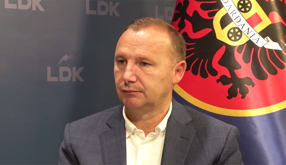 Kurti kërkon president me vlera, por situata në Kosovë mbetet pa institucione funksionale