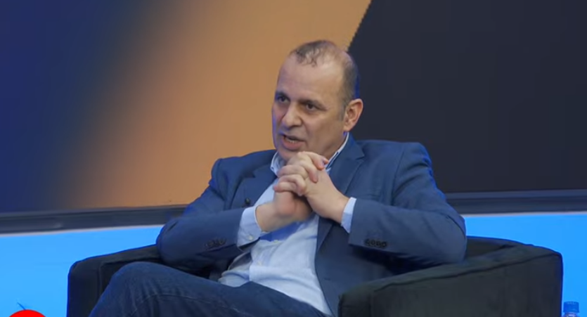 Kurti dhe krizat: Qeverisje në kohë paqëndrueshmërie