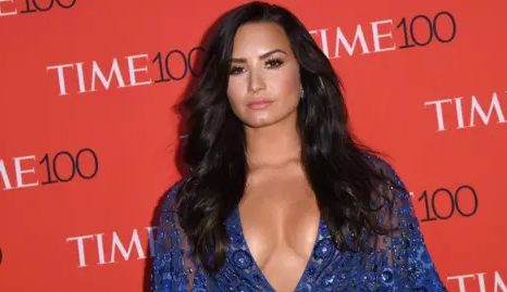 Demi Lovato ndez Bahamasin me stilin e saj të veçantë në ditëlindjen e 34-të