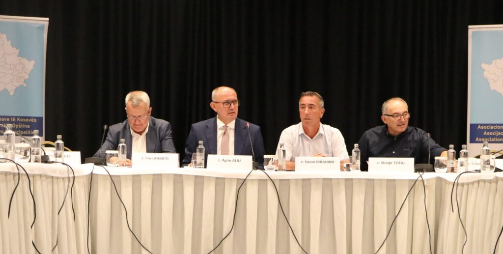 Komunat kundërshtojnë centralizimin e pronës publike në Kosovë