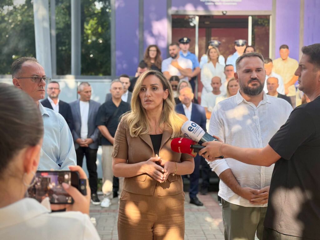 Deputetja Albana Bytyqi kërkoi nga kryeministri në detyrë Albin Kurti që të shkojë në Kuvend për të mundësuar konstituimin e institucioneve të reja.