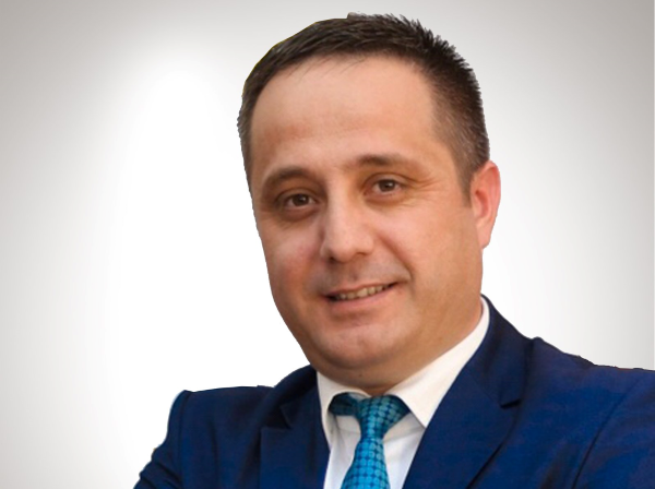 Si dështoi nisma për shkarkimin e Driton Selmanajt në LDK Prizren