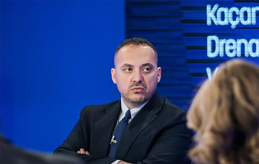 Katër emrat Ibrahim Berisha, Iljaz Ramajli, Haki Demolli dhe Fatmir Sejdiu po diskutohen mes VV dhe LDK për Presidentin e Kosovës.