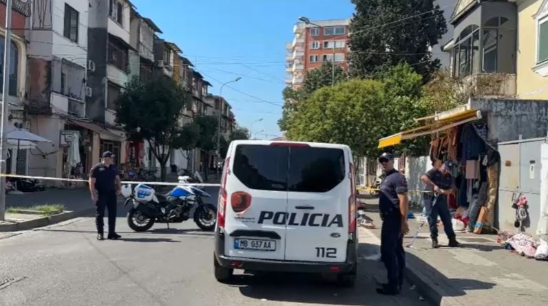 Të shtëna në Shkodër: Një person plagoset në parkingun e qytetit