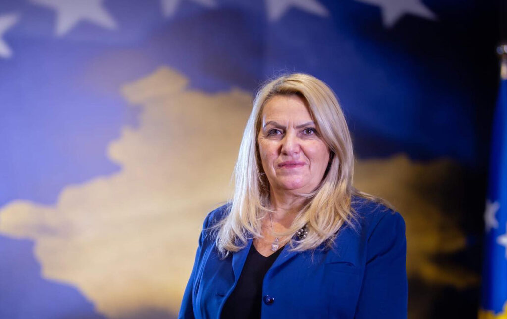 Manipulimi me montazhin AI për incidentin në Kuvend dhe reagimi i deputetes Kadriaj