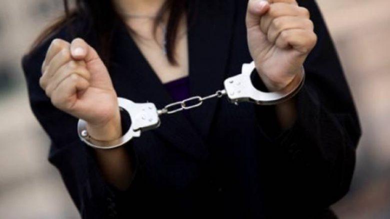 Ina Cakaj arrestohet për mashtrim ndaj familjeve të prekura nga tërmeti i 2019 në Fushë-Krujë.