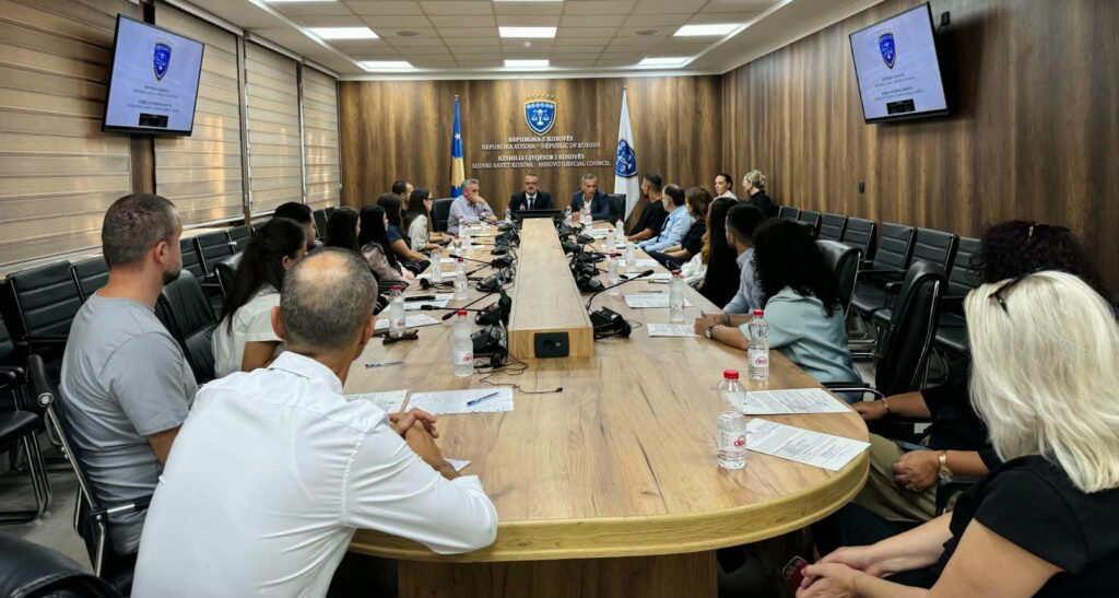 37 zyrtarë të rinj kanë nënshkruar aktet e emërimit dhe kanë nisur punën në administratën e gjyqësorit të Kosovës.