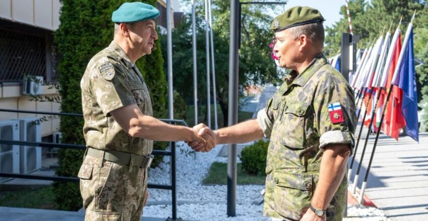 Takimi i lartë mes KFOR-it dhe Mbrojtjes së Finlandës për sigurinë në Kosovë