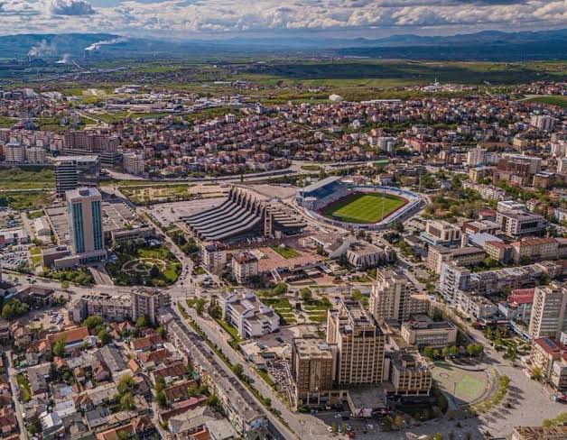 Komunat paralajmërojnë protestë për mbrojtjen e buxheteve të tyre