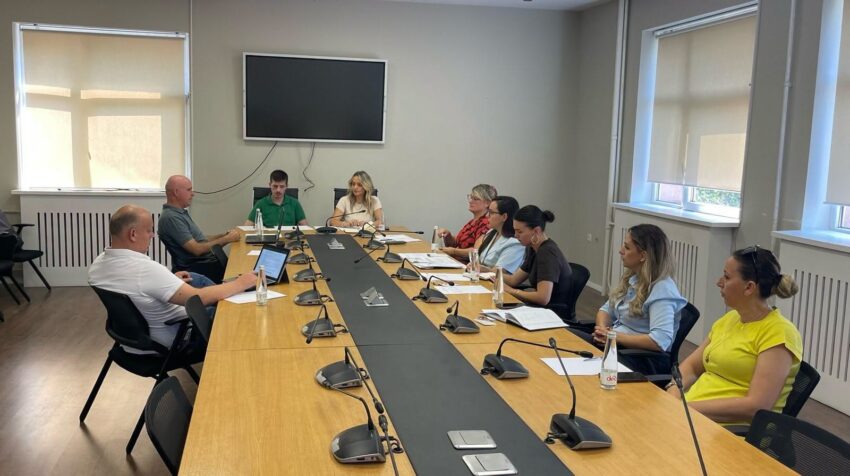 Prishtina ka nisur zyrtarisht hartimin e Planit të Veprimit për Qeverisje të Hapur 2026-2029 me organizatat e shoqërisë civile.
