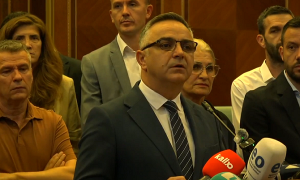 Bllokimi i Kuvendit: Cënim i sovranitetit dhe i së drejtës së qytetarëve