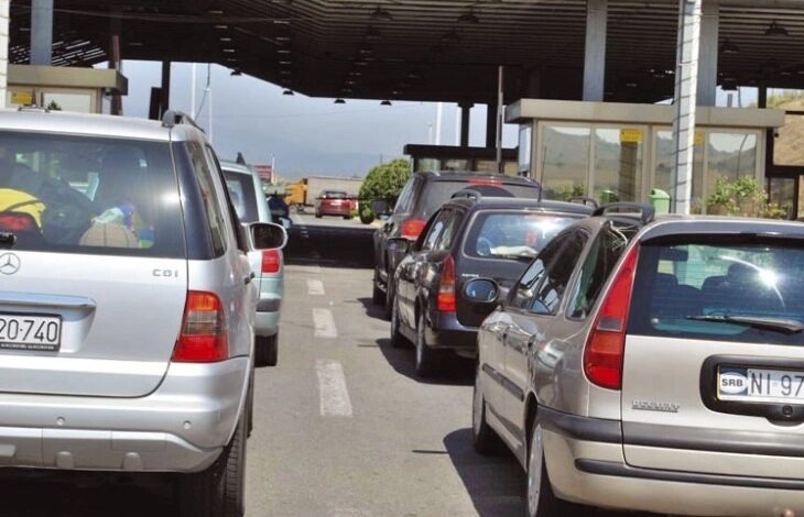 Radhë deri në një orë në pikat kufitare Tabanoc dhe Bogorodicë
