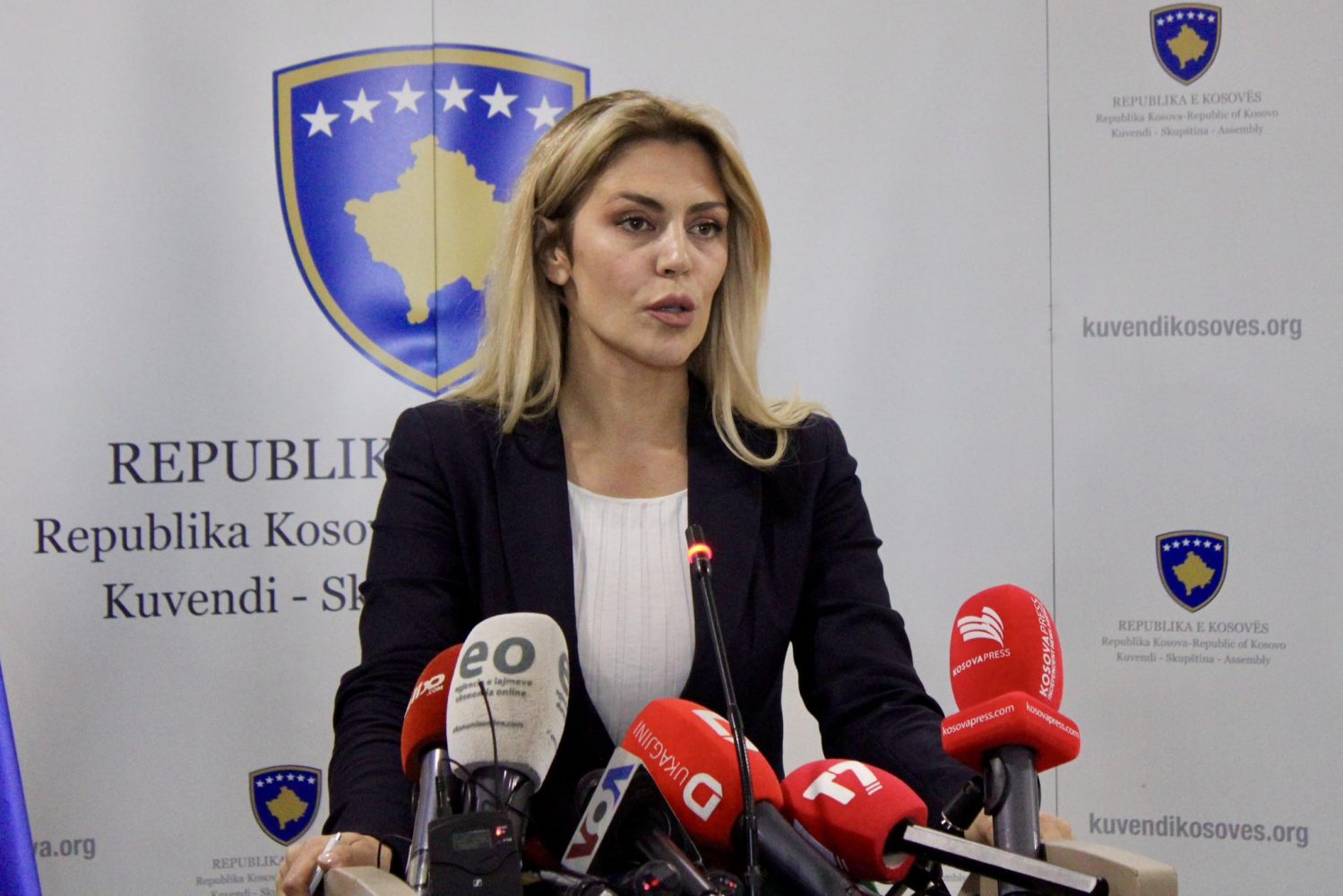 Përplasjet politike dhe akuza për bllokadë shtetërore në Kosovë