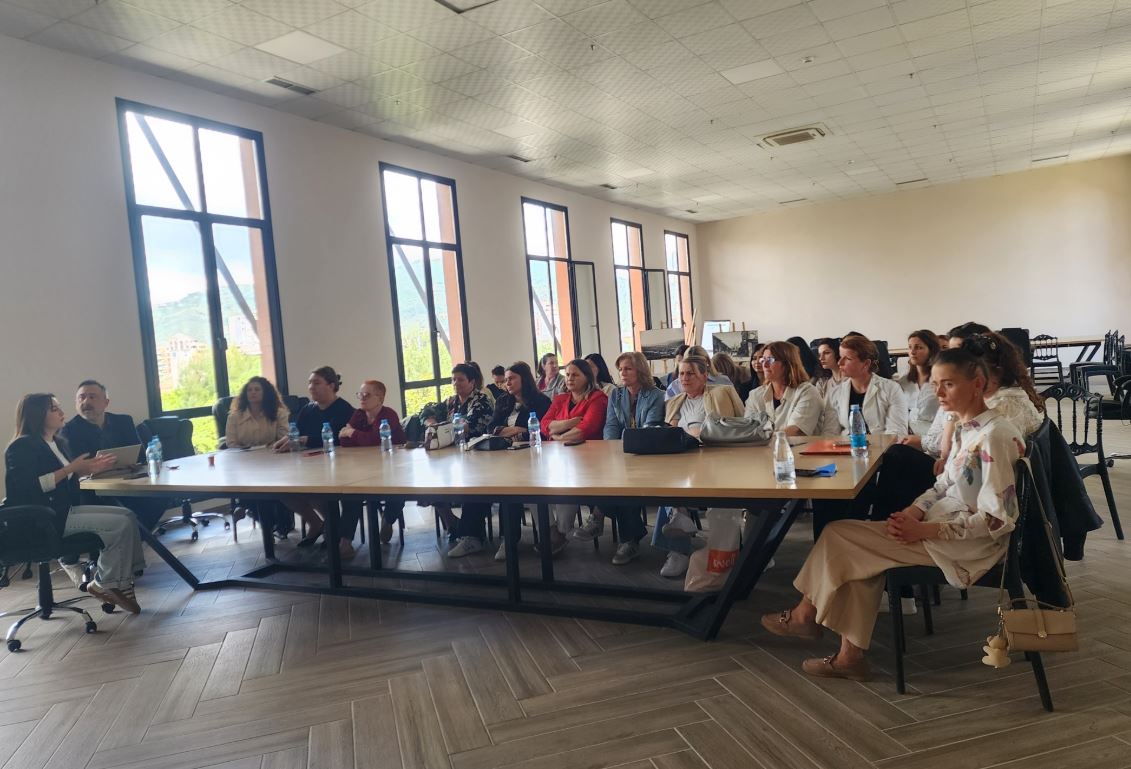 Kreativiteti në qendër të edukimit: Trajnim inovativ për edukatoret e kopshteve në Elbasan